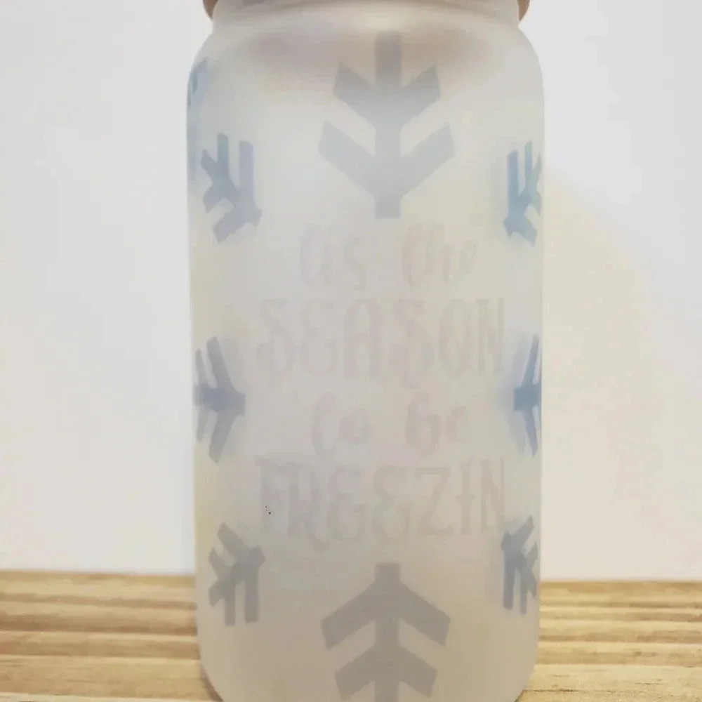 Season‎ to be freezin frosted glass cup includes lid and plastic straw